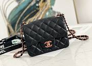 Chanel Flap Mini Black Size 17 cm - 1