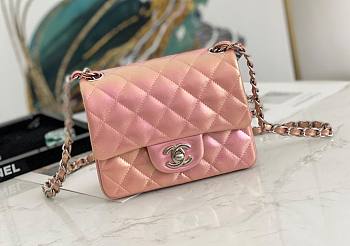 Chanel Flap Mini Pink Size 17 cm