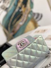 Chanel Flap Mini Green  Size 17 cm  - 2
