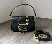 Fendace Brooch mini baguette Fendace Black leather bag Size 20x13x5 cm - 1
