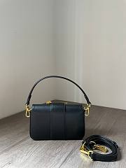 Fendace Brooch mini baguette Fendace Black leather bag Size 20x13x5 cm - 2