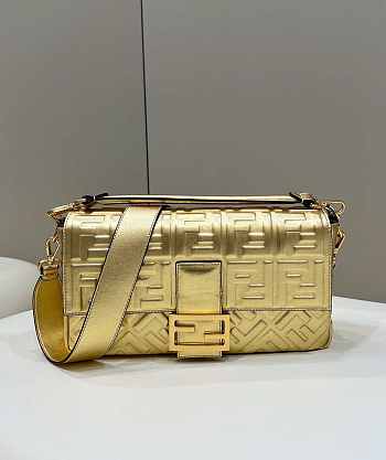Fendi Baguette Gold Size 26x13x6 cm