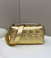 Fendi Baguette Gold Size 26x13x6 cm - 2