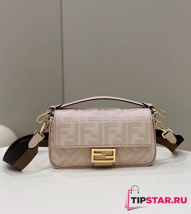 Fendi Baguette Pink FF canvas bag Size 27x16x6cm cm - 1