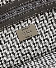 Fendi houndstooth-pattern baguette bag Size 27x6.5x15 cm - 5