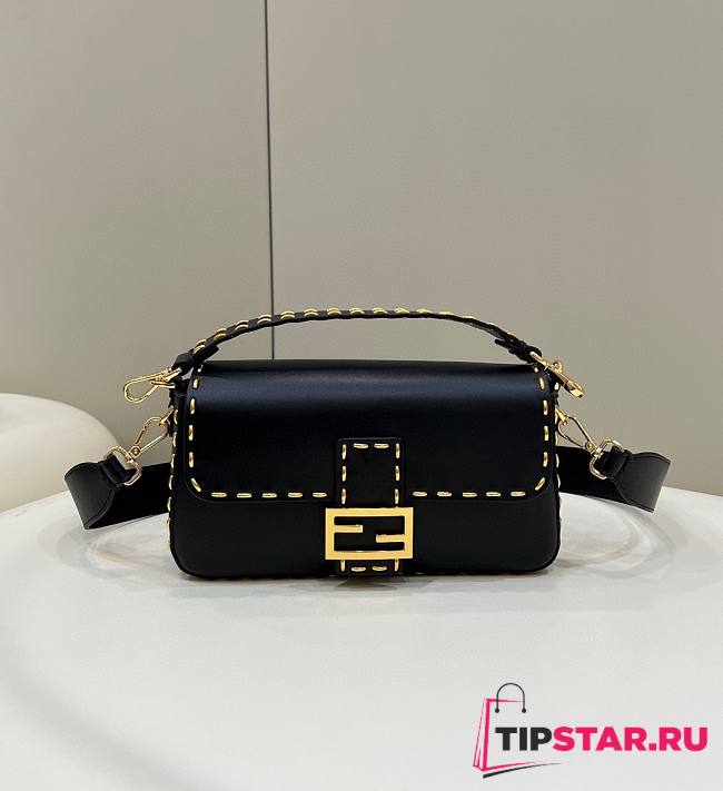 Fendi BAGUETTE Black leather bag 8BR600 Size 28x6x13 cm - 1