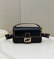 Fendi BAGUETTE Black leather bag 8BR600 Size 28x6x13 cm - 1