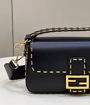 Fendi BAGUETTE Black leather bag 8BR600 Size 28x6x13 cm - 5