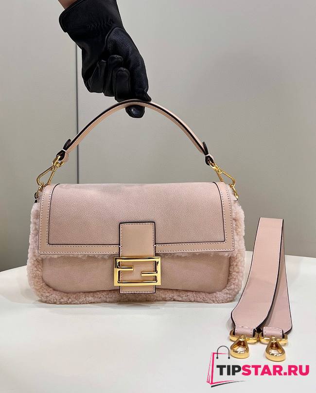 Fendi Baguette Lamb Wool Pink Size 28x8x14 cm - 1