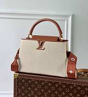 Louis Vuitton Capucines MM Brown Size 31.5x20x11 cm - 1