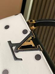 Louis Vuitton LV Capucines BB Polkadots Calfskin Putih List Hitam Size 21x14x8 cm - 6