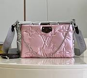 Louis Vuitton LV Multi Pochette Pink Size 34x21.5x5 cm - 1