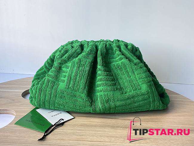 Bottega Venata Pouch Green Bag Size 40x18x18 cm - 1