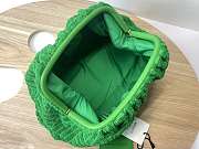 Bottega Venata Pouch Green Bag Size 40x18x18 cm - 4