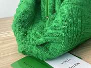 Bottega Venata Pouch Green Bag Size 40x18x18 cm - 6