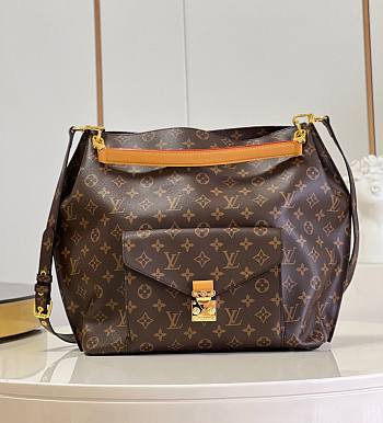 Louis Vuitton Metis 2way shoulder bag Size 32x36x14 cm