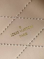 Louis Vuitton LV Camera Box Size 16 x 13 x 7.5 cm - 5