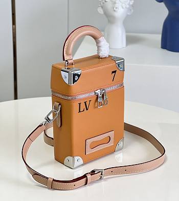 Louis Vuitton Monogram Plain Leather Logo Messenger & Shoulder Bags Size 15.5x22x7.5 cm