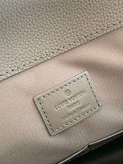Louis Vuitton LV Aerogram Tote Bag Green Size 36.5 x 34 x 13 cm - 4