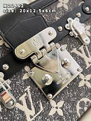Louis Vuitton LV Petite Malle Handbag Size 20 x 12.5 x 6 cm - 6