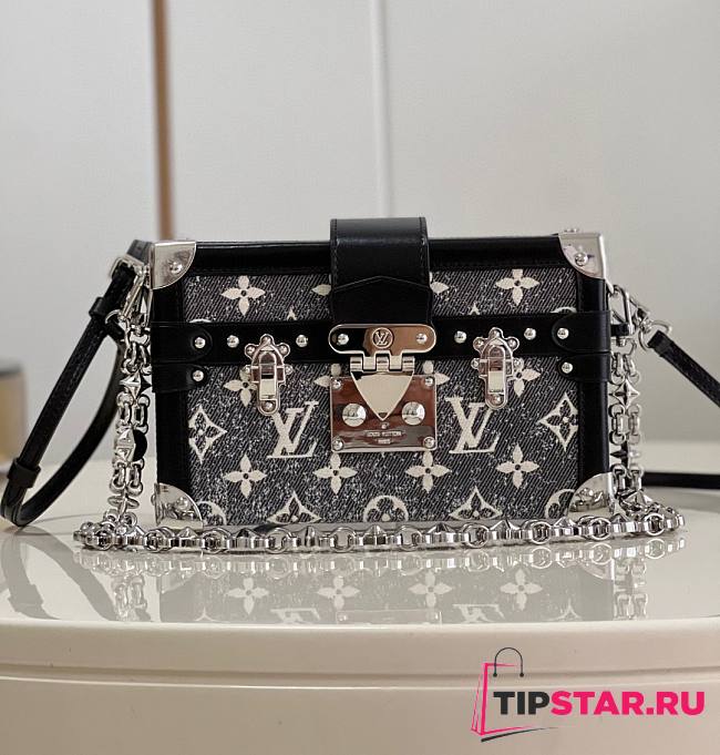 Louis Vuitton LV Petite Malle Handbag Size 20 x 12.5 x 6 cm - 1