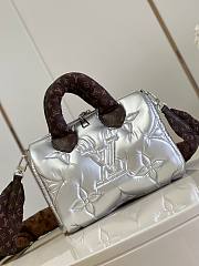 Louis Vuitton Speedy Bandouliere 25 Handbag M20973 Silver Size 25x19x15 cm - 1