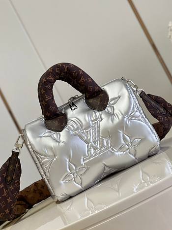 Louis Vuitton Speedy Bandouliere 25 Handbag M20973 Silver Size 25x19x15 cm