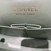 Chanel Flap Light Green Caviar Size 25 cm - 3