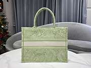 Dior Book Tote Apple Green Tiger Large Size 36.5 cm - 5