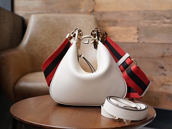 Gucci Attache Large Shoulder Bag White Size 23x22x5 cm