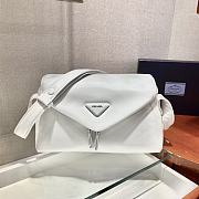 Padded nappa leather Prada Signaux White bag Size 32x21x12 cm - 1