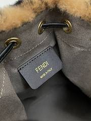 Fendi Mon Tresor Mini-bag in brown sheepskin Size 18x10x12 cm - 3
