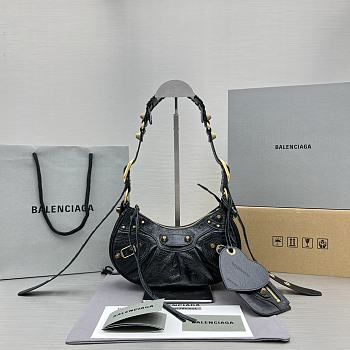 Balenciaga le cagole xs shoulder bag crocodile embossed in black Size 26x16x10 cm