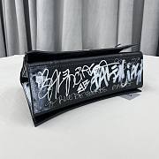 BALENCIAGA Crush medium printed crinkled-leather shoulder bag Size 31x20x10 cm - 5