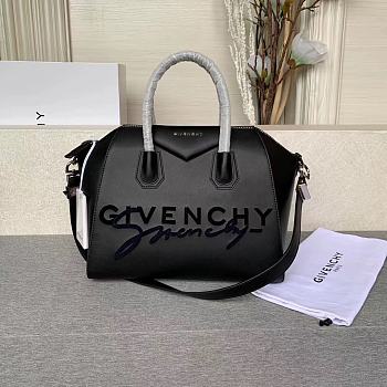 Givenchy MINI ANTIGONA Bag Balck Size 28