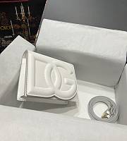 D&G Calfskin DG Logo Bag crossbody White bag Size 16x20x5.5 cm - 5