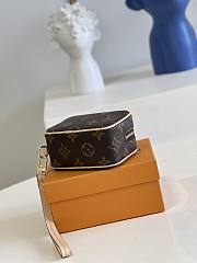  Louis Vuitton 2005 pre-owned Wapity coin pouch 11x8x4 cm - 3