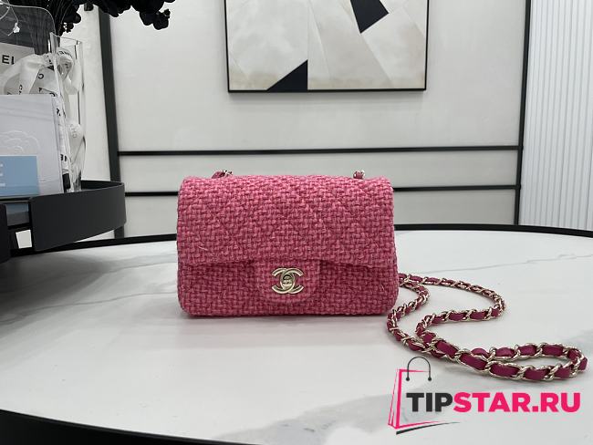 Chanel Woolen CF Pink Size 20x12x6 cm - 1