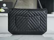 Chanel Flap Bag Cowhide Black Size 28 cm - 5