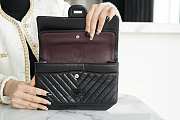 Chanel Flap Bag Cowhide Black Size 24 cm - 6