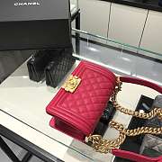 Chanel Boy Bag Caviar Pink Size 20 cm - 2