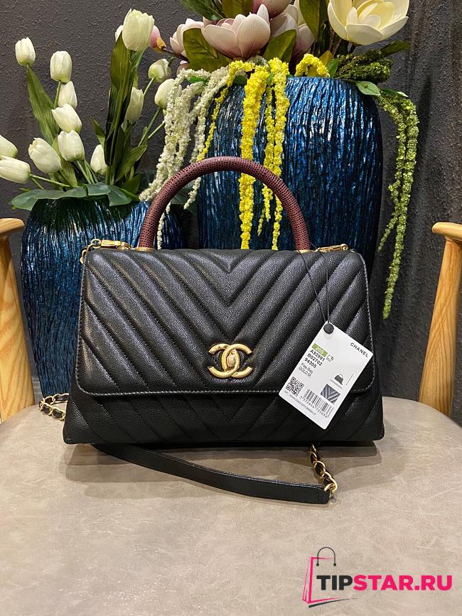  Chanel Coco Cheveron Black Gold Hardware Size 18×29×12 cm - 1