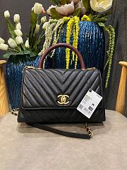  Chanel Coco Cheveron Black Gold Hardware Size 18×29×12 cm - 1