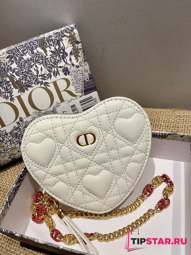 DIOR DIORAMOUR CARO Heart White Chain Red Bag Size 11x10x1.5 cm - 1