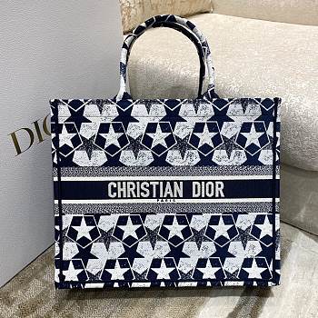  Dior Large Book Tote Blue and White Dior Etoile Embroidery - 42x35x18 cm