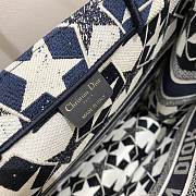  Dior Large Book Tote Blue and White Dior Etoile Embroidery - 42x35x18 cm - 2