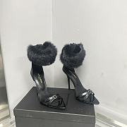 SAINT LAURENT Black leather Gippy sandals 10.5cm - 6