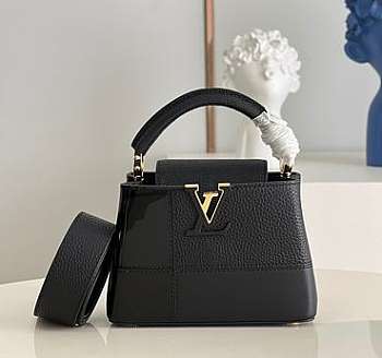 Louis Vuitton Capucines Mini Black Bag Size 21 x 14 x 8 cm