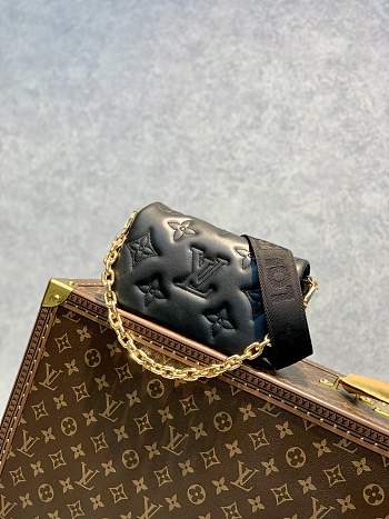 Louis Vuiiton Wallet On Strap Bubblegram Black Size 20x12x6 cm