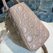 Dior Lady Medium bag warm taupe cannage lambskin Size 24 x 20 x 11 cm - 5